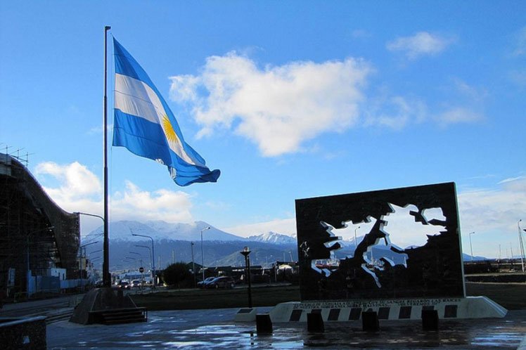 Argentina pide reanudar negociaciones por soberanía en Malvinas