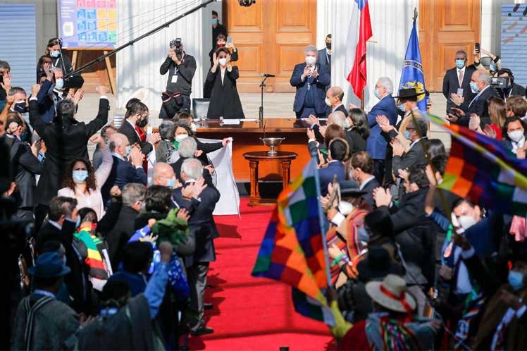 Chile pendiente de inicio de Convención Constitucional