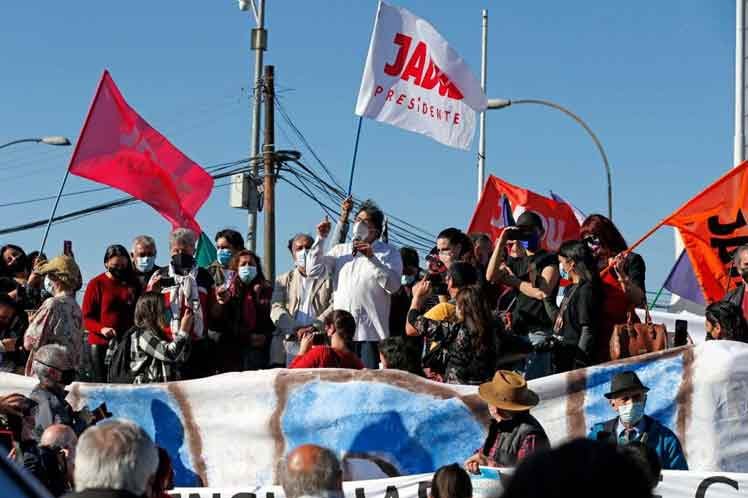 Candidato presidencial comunista aumenta apoyos