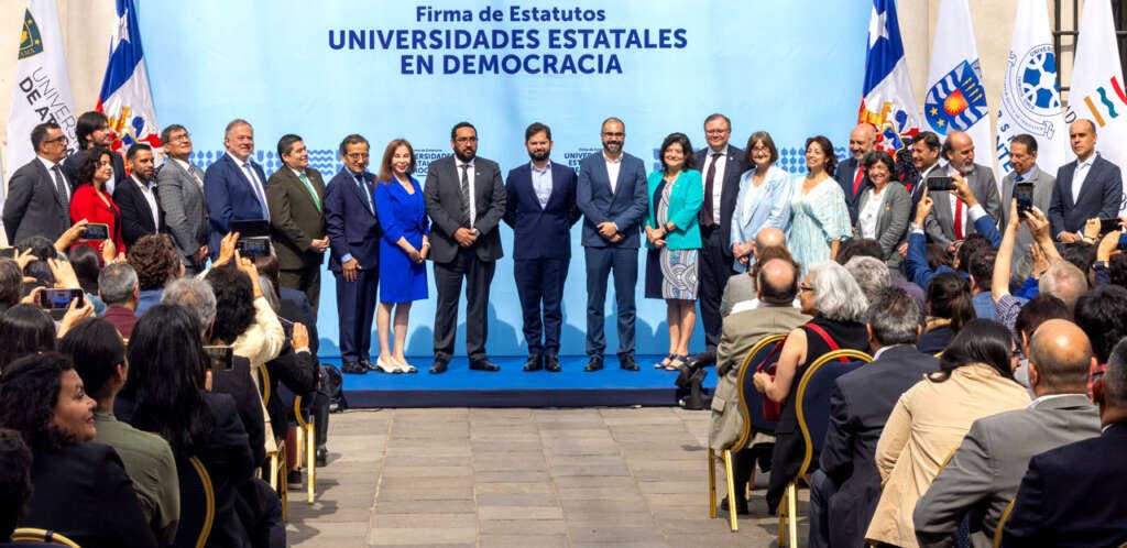 Universidades del Estado vuelven a contar con estatutos democráticos luego de cincuenta años