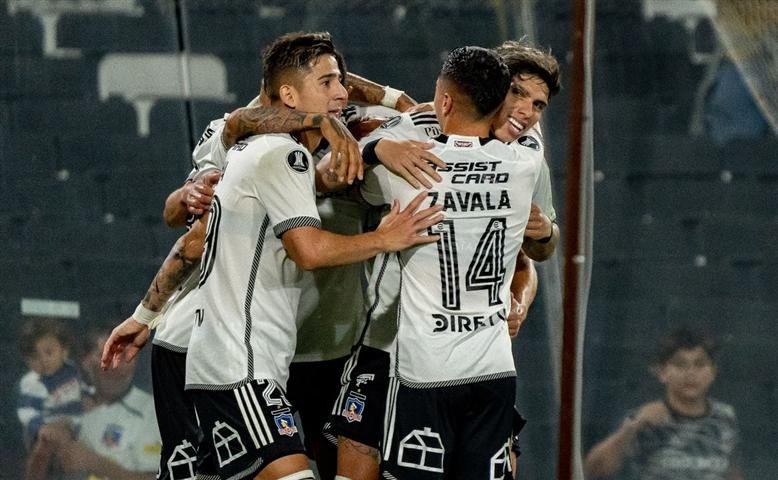 Colo Colo de Chile avanza en Copa Libertadores de fútbol