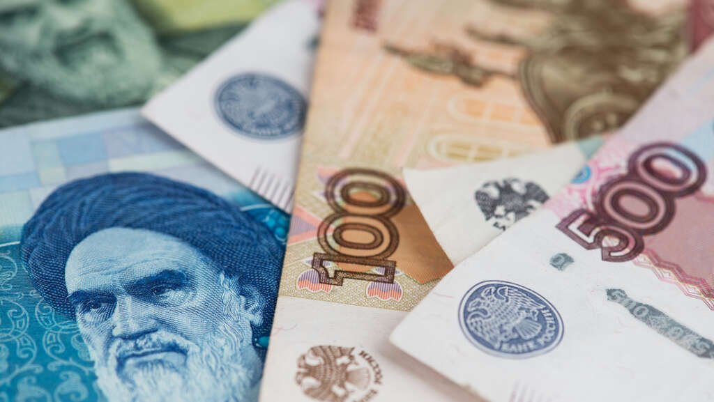 Irán y Rusia firman el primer acuerdo para comerciar en monedas locales