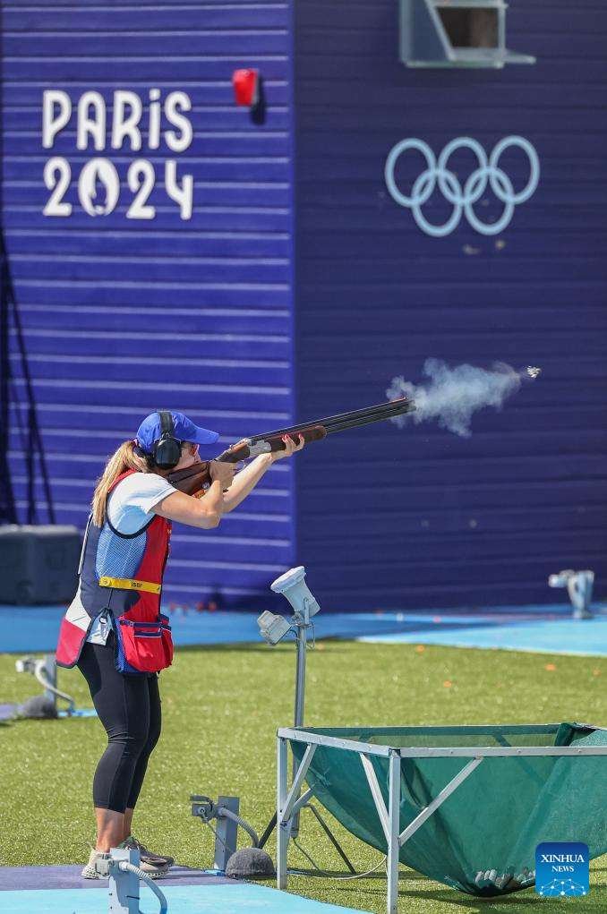 Chile celebra oro de tiradora Francisca Crovetto en París 2024, primera mujer dorada del país