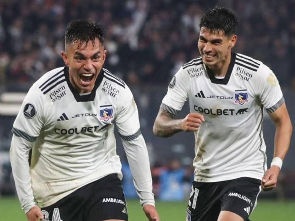 Colo Colo de Chile pasa a cuartos de final en Copa Libertadores