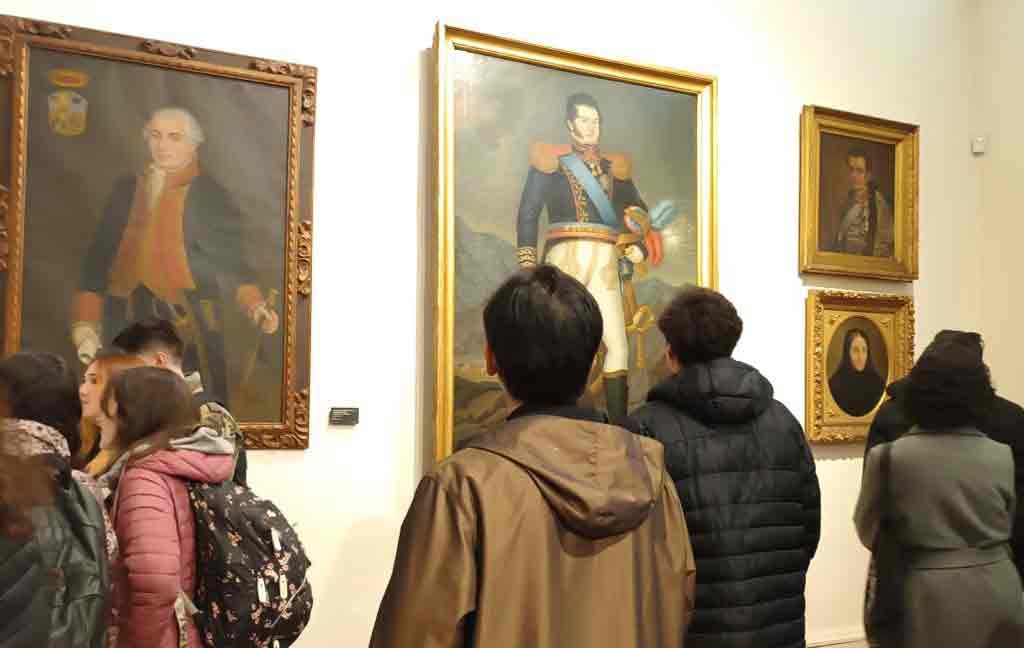 Noche de los Museos entusiasmó al público chileno